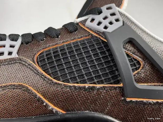 Cheap Husky Starfish Retro Jordan 4 CW7183-100 (W) Air 0611